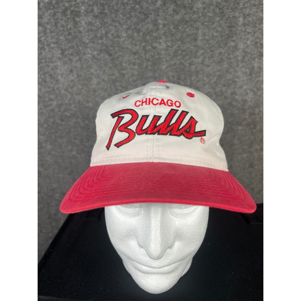 Vintage 90s Chicago Bulls Sports Specialties The Twill Script Snapback Hat NBA